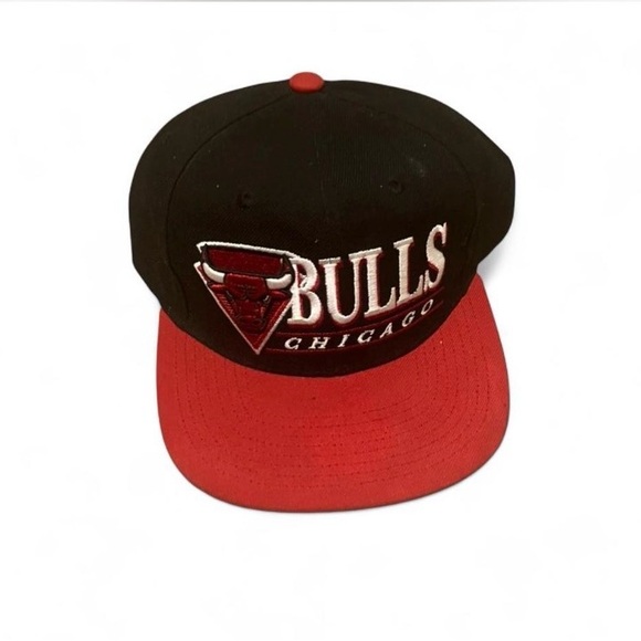 Mitchell & Ness Other - Mitchell & Ness Black and Red Cap